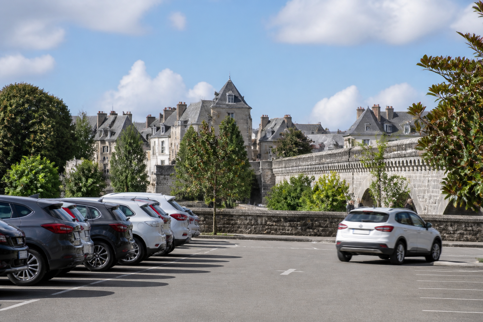 Où se garer à Vannes ? Parkings gratuits, payants et relais