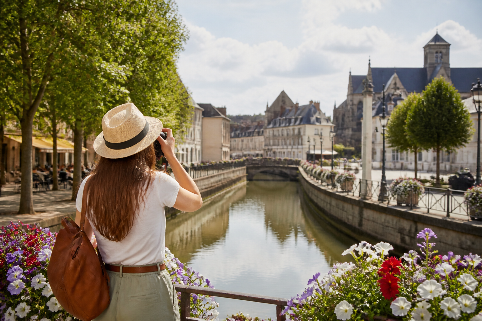 Visiter Châlons-en-Champagne en 1 jour : itinéraire à pied, étapes et carte