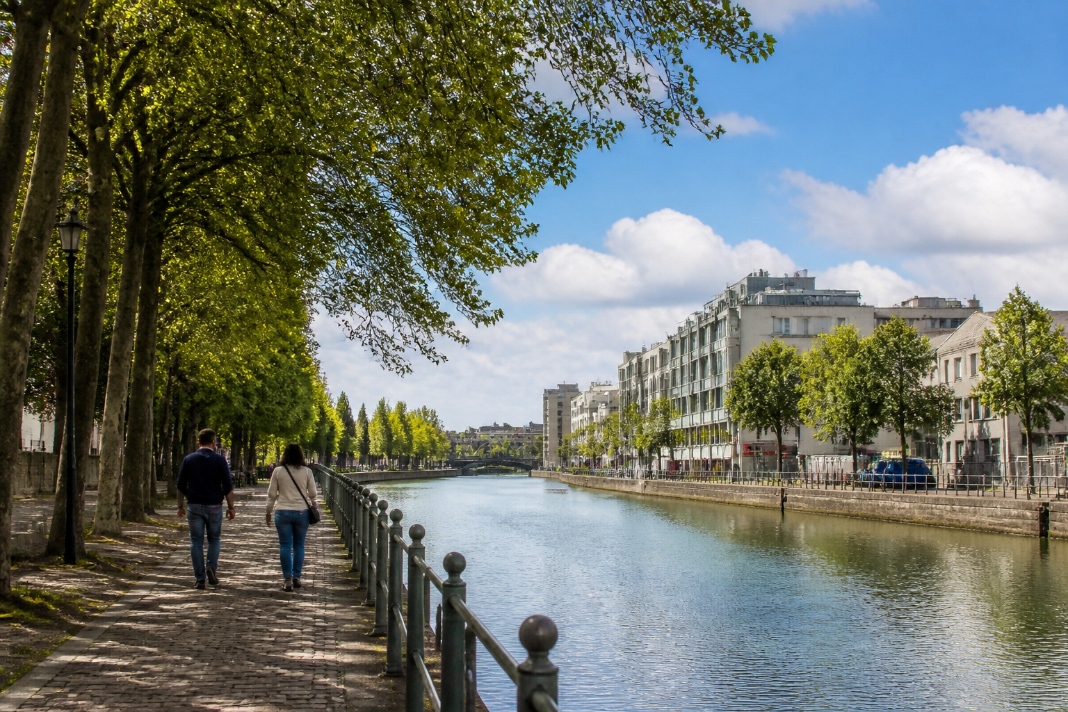 Visiter Saint-Ouen-sur-Seine en 1 jour : itinéraire à pied, étapes et carte