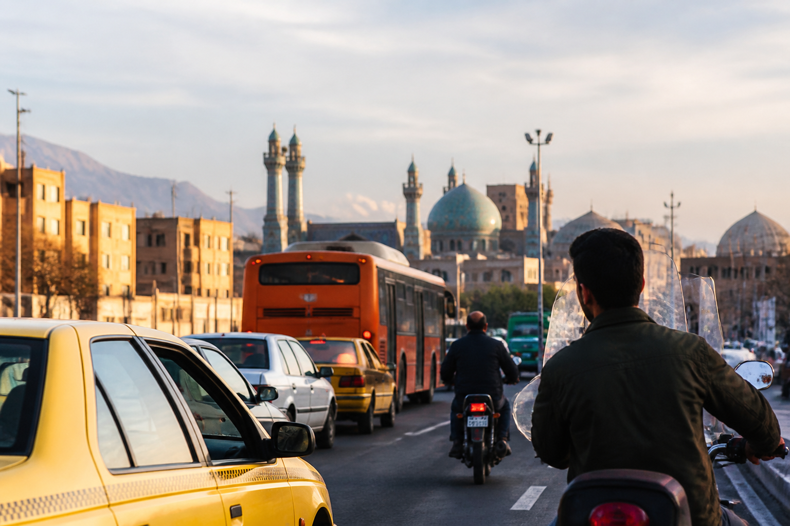Iran : comment se déplacer, transports, applis et pass