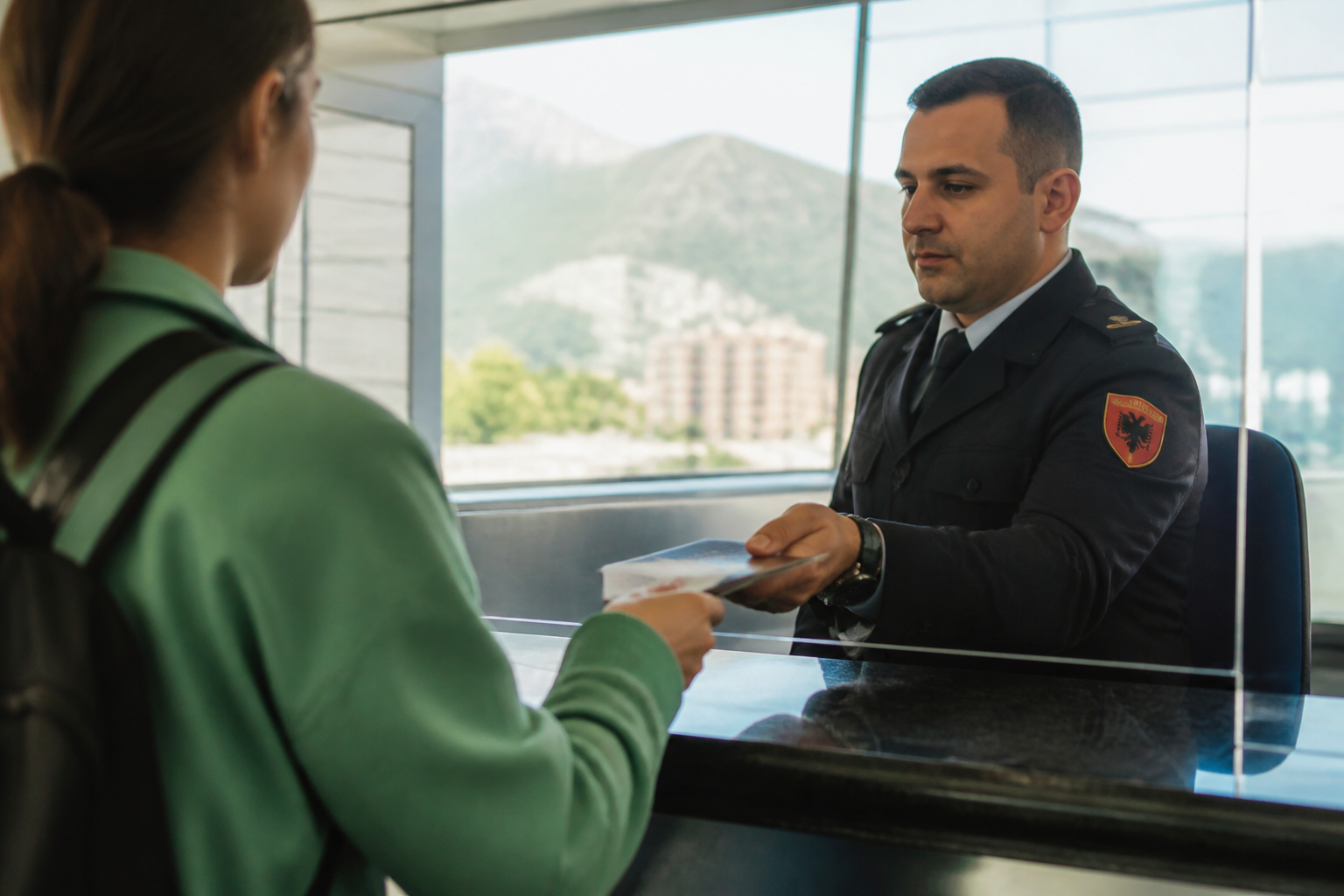 Passeport pour Albanie : validité obligatoire, pages vierges, documents requis