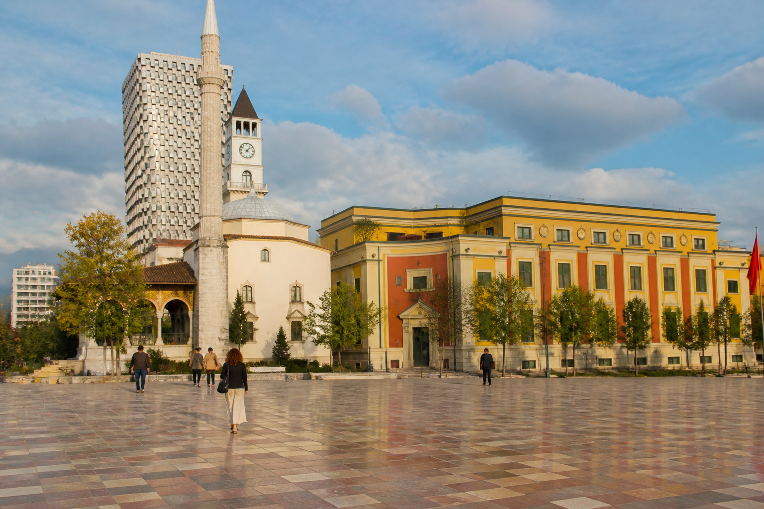 Top 10 monuments / musées de Tirana