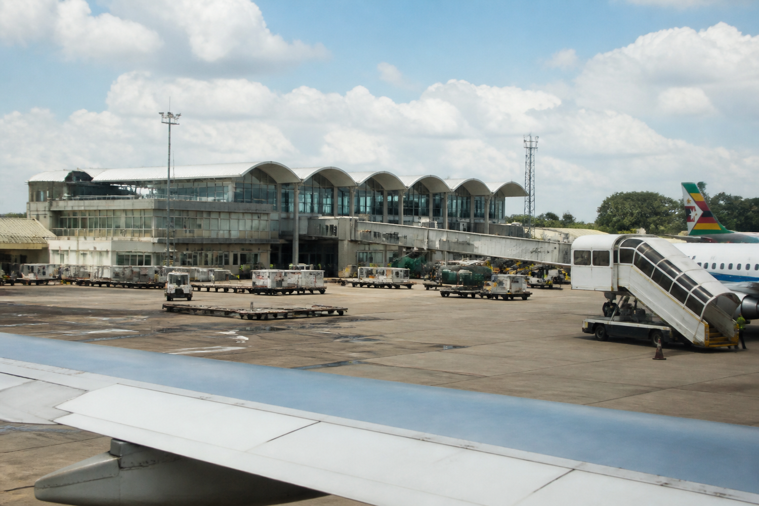 Vol pour Zimbabwe : prix, durée, escales, compagnies, aéroports